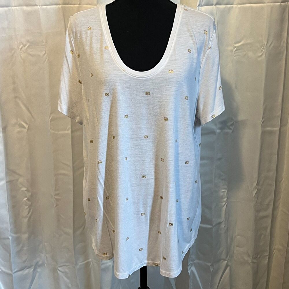 Plus White Scoop Neck Women’s Short Sleeve Gold Foil Print Lightweight Tee